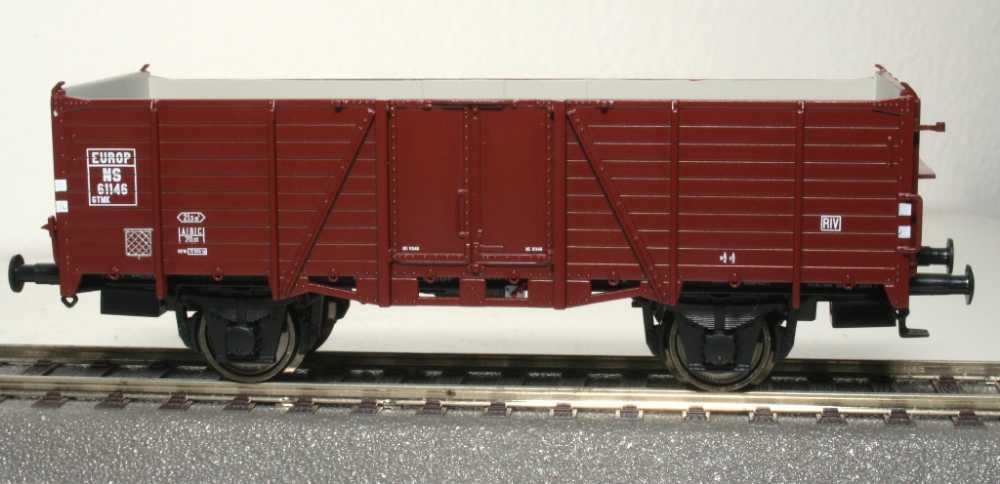 Union Pacific Menards 5144 & 5892 Flatcars w/TIDE Tractor & Trailer 275-9053