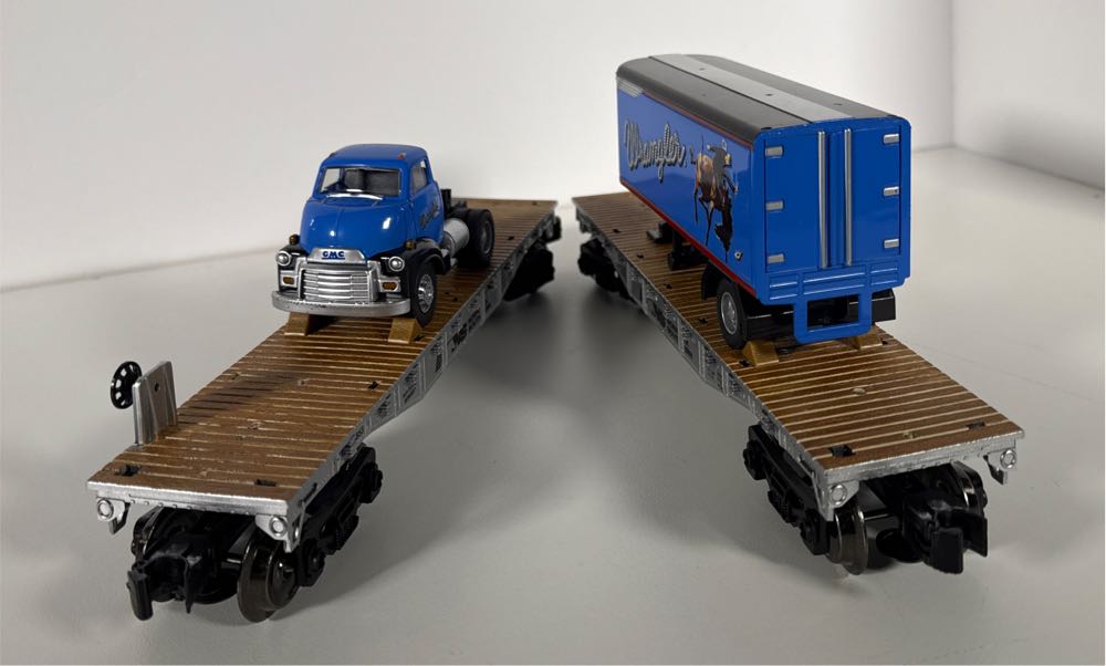 Norfolk Southern Menards 9853 & 10605 Flatcars w/WRANGLER Tractor & Trailer 275-9053 - Menards model trains collectible [Barcode 753429202295] - Main Image 4