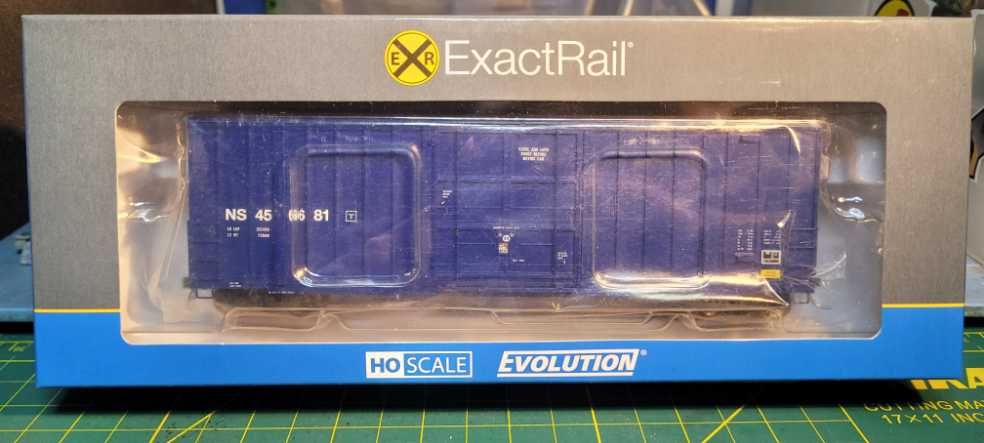 Bi Level Auto Rack Trailer Train