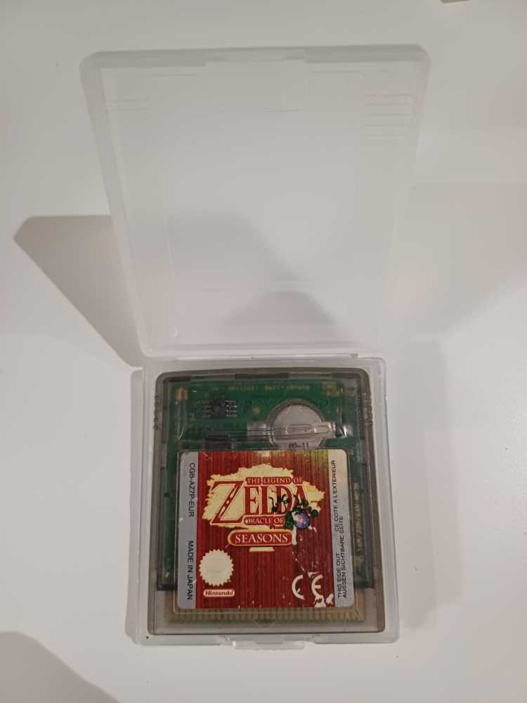 The Legend Of Zelda: Oracle of Seasons - Nintendo Game Boy Color video game collectible - Main Image 2