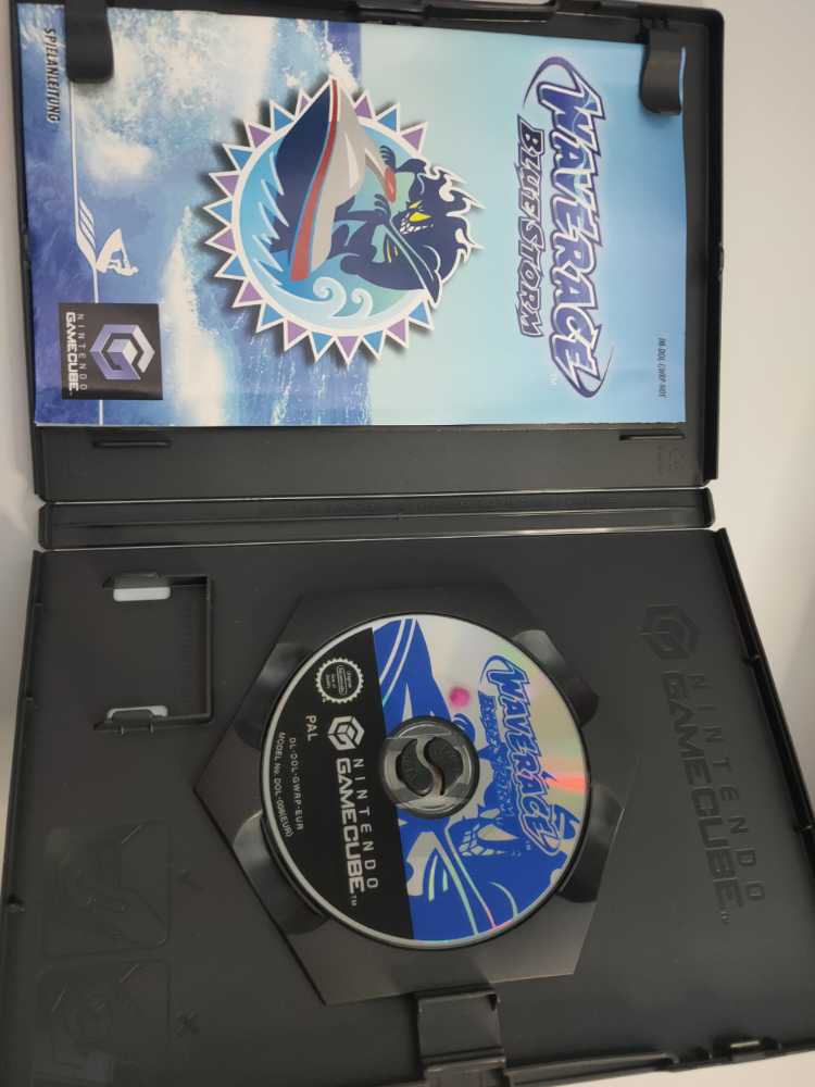 Wave Race Blue Storm - Nintendo GameCube (Nintendo - 4) video game collectible [Barcode 045496390051] - Main Image 3