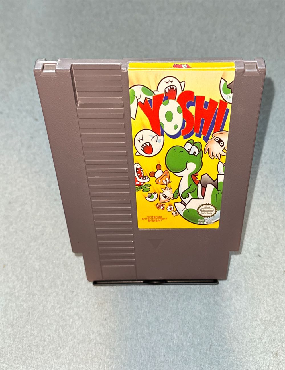 Yoshi - Nintendo Entertainment System (NES) video game collectible - Main Image 3