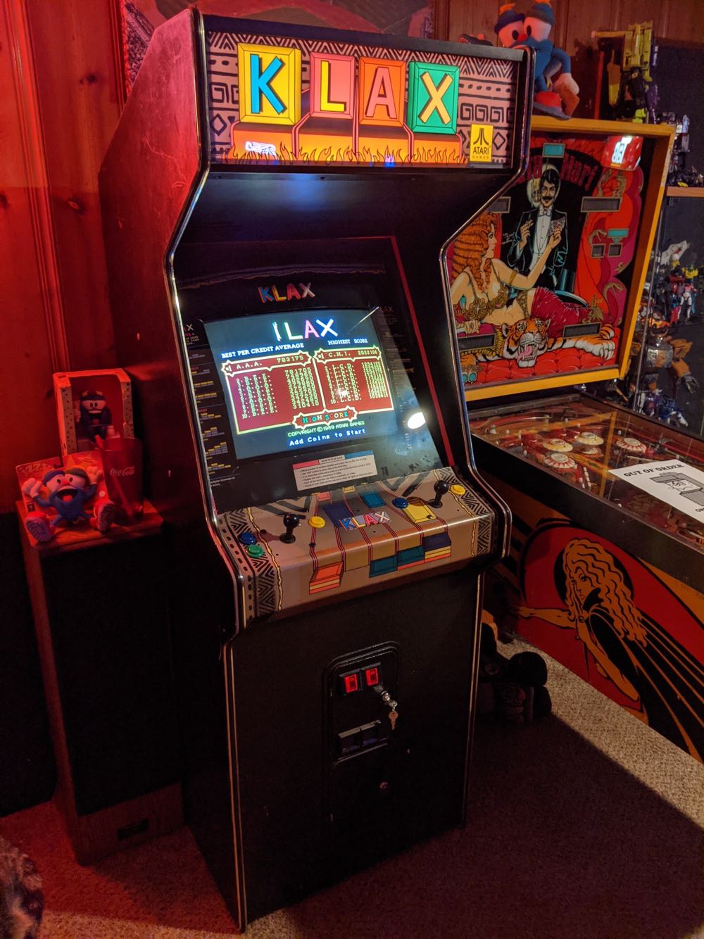 Klax - Arcade video game collectible - Main Image 2