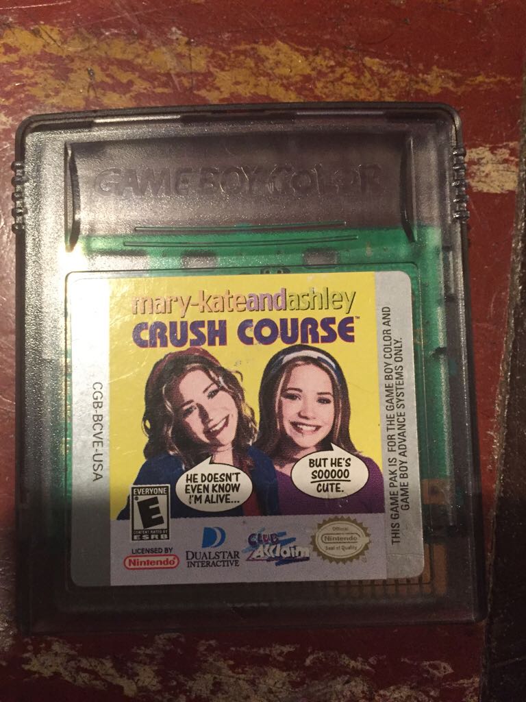 Mary-kate and Ashley: Crush Course - Nintendo Game Boy Color video game collectible - Main Image 1