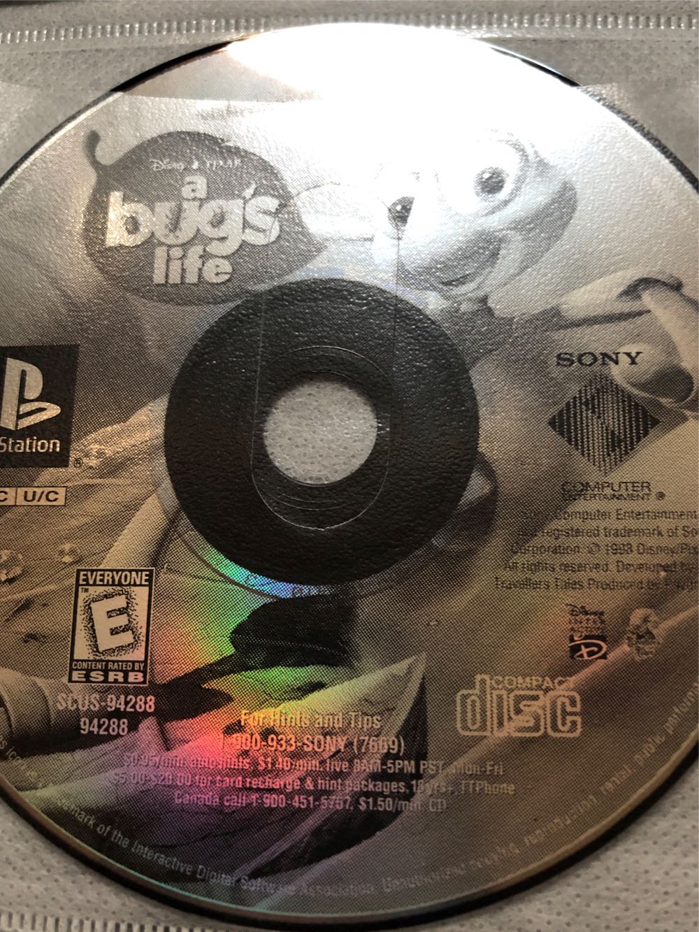 A Bug’s Life - Sony PlayStation (Activision/ Disney Interactive - 1) video game collectible [Barcode 711719764229] - Main Image 4