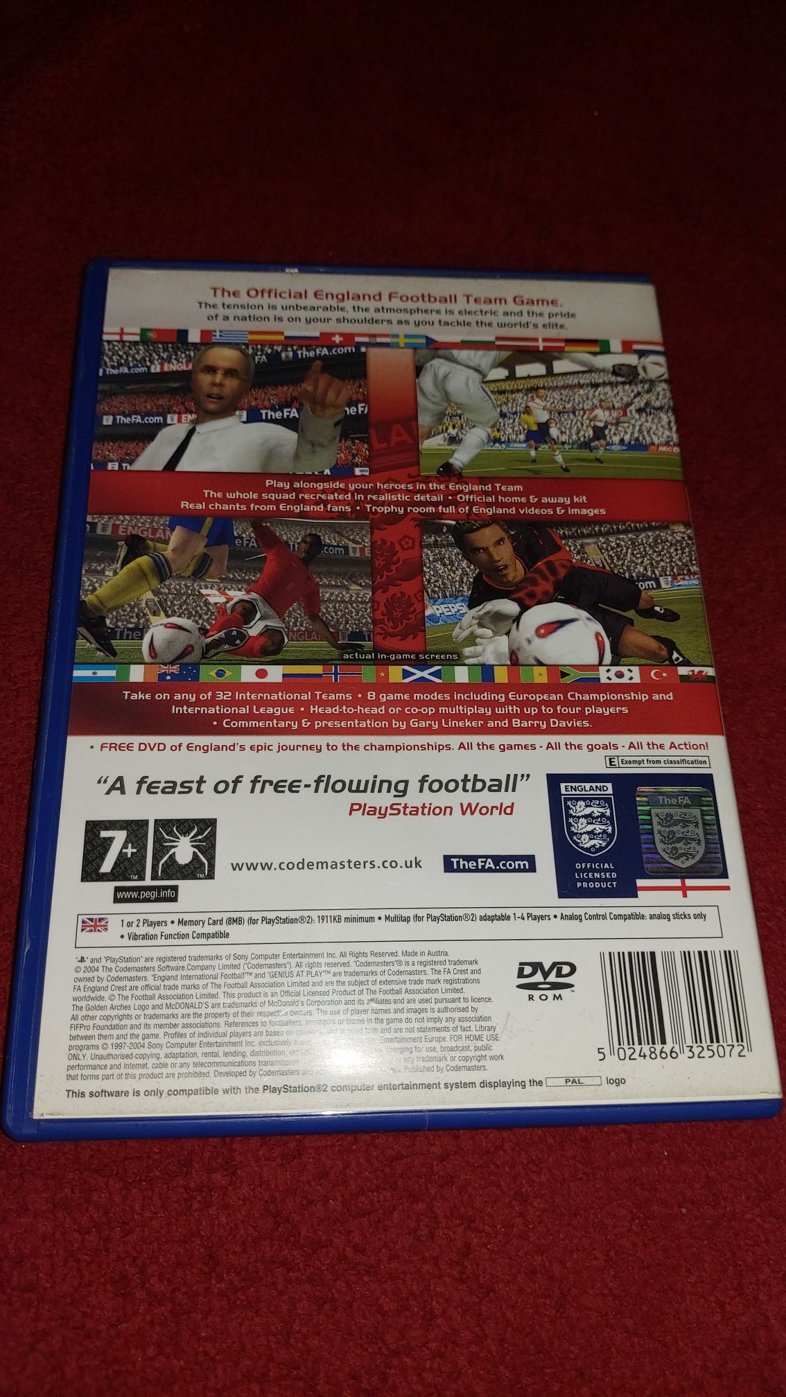 England International Football 2004 - Sony PlayStation 2 (PS2) video game collectible [Barcode 5024866325072] - Main Image 2