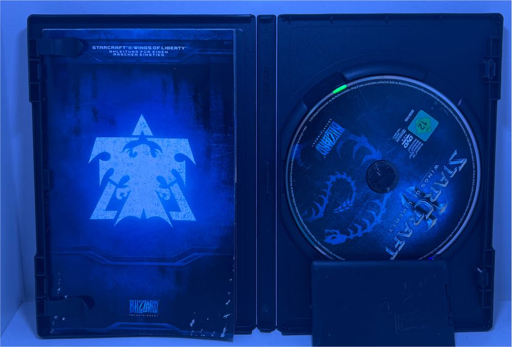 Crysis 2  - PC (Blizzard Entertainment - Unlimited) video game collectible [Barcode 3348542228719] - Main Image 4