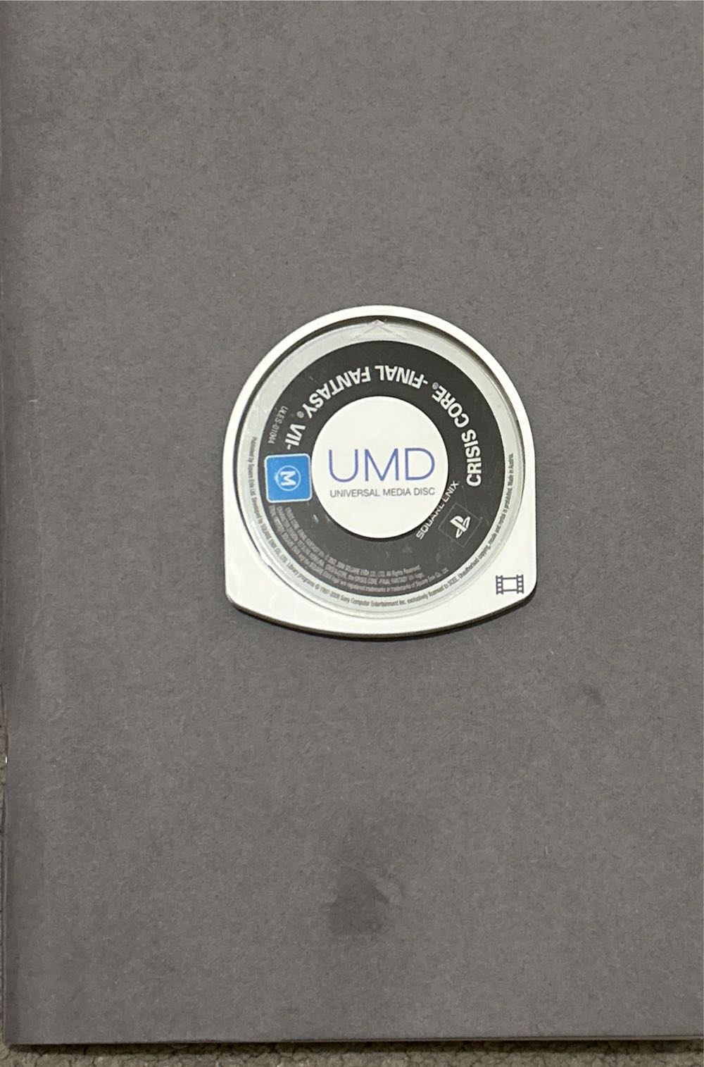 Crisis Core: Final Fantasy VII - Sony PlayStation Portable (PSP) video game collectible - Main Image 2