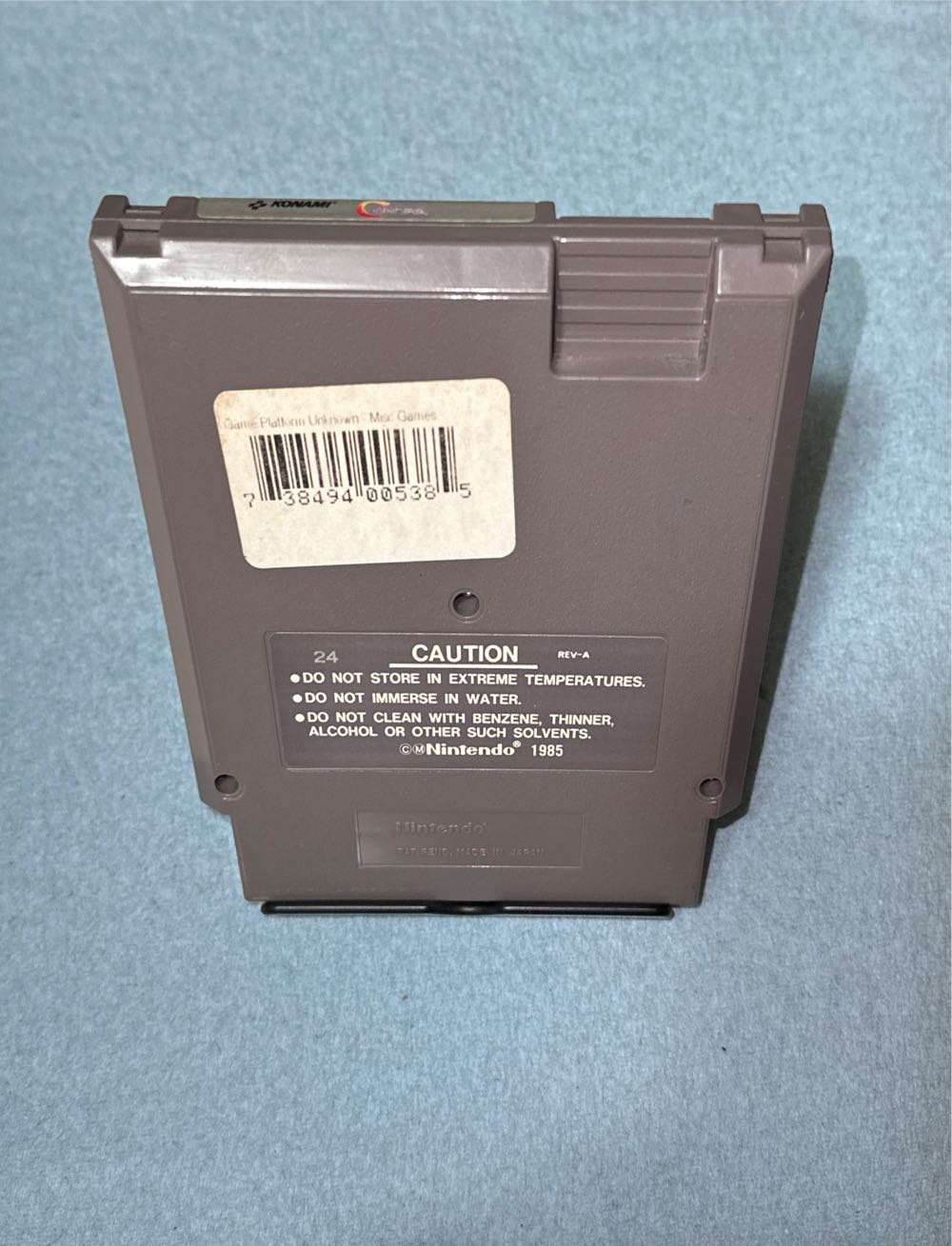 Contra - Nintendo Entertainment System (NES) video game collectible - Main Image 4