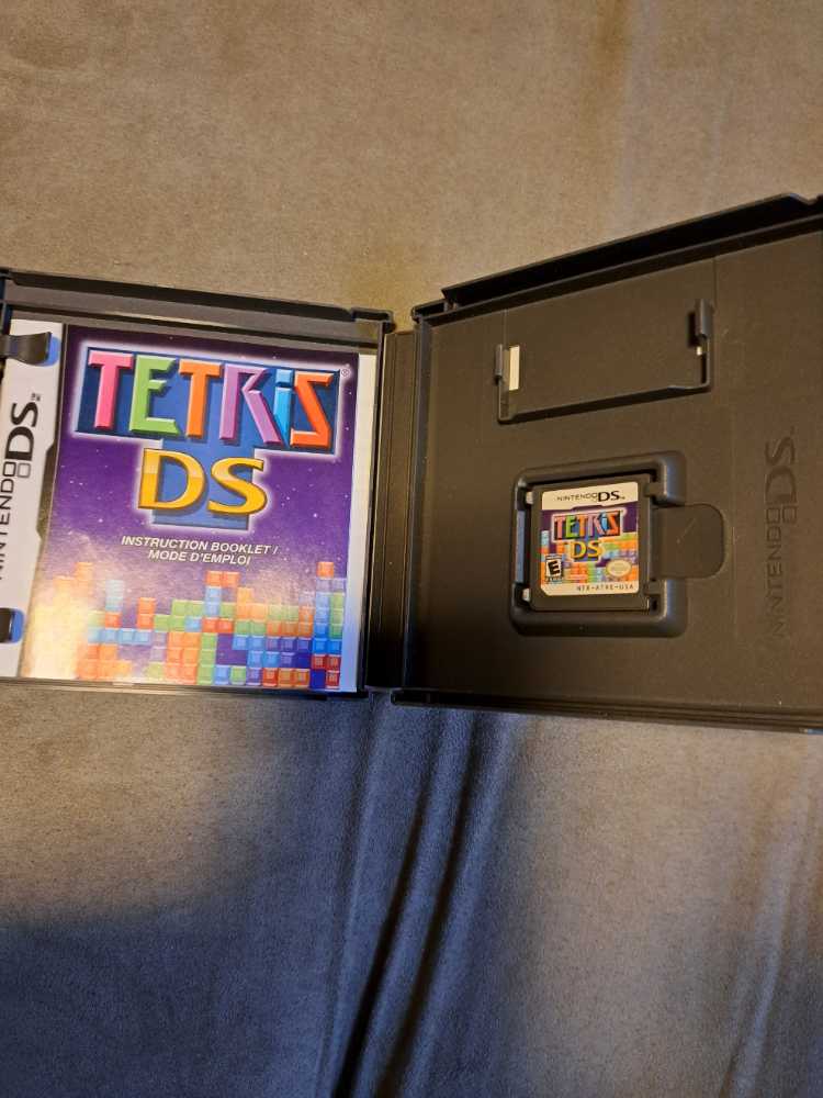 Tetris DS - Nintendo DS (Nintendo - 8) video game collectible [Barcode 045496735982] - Main Image 2