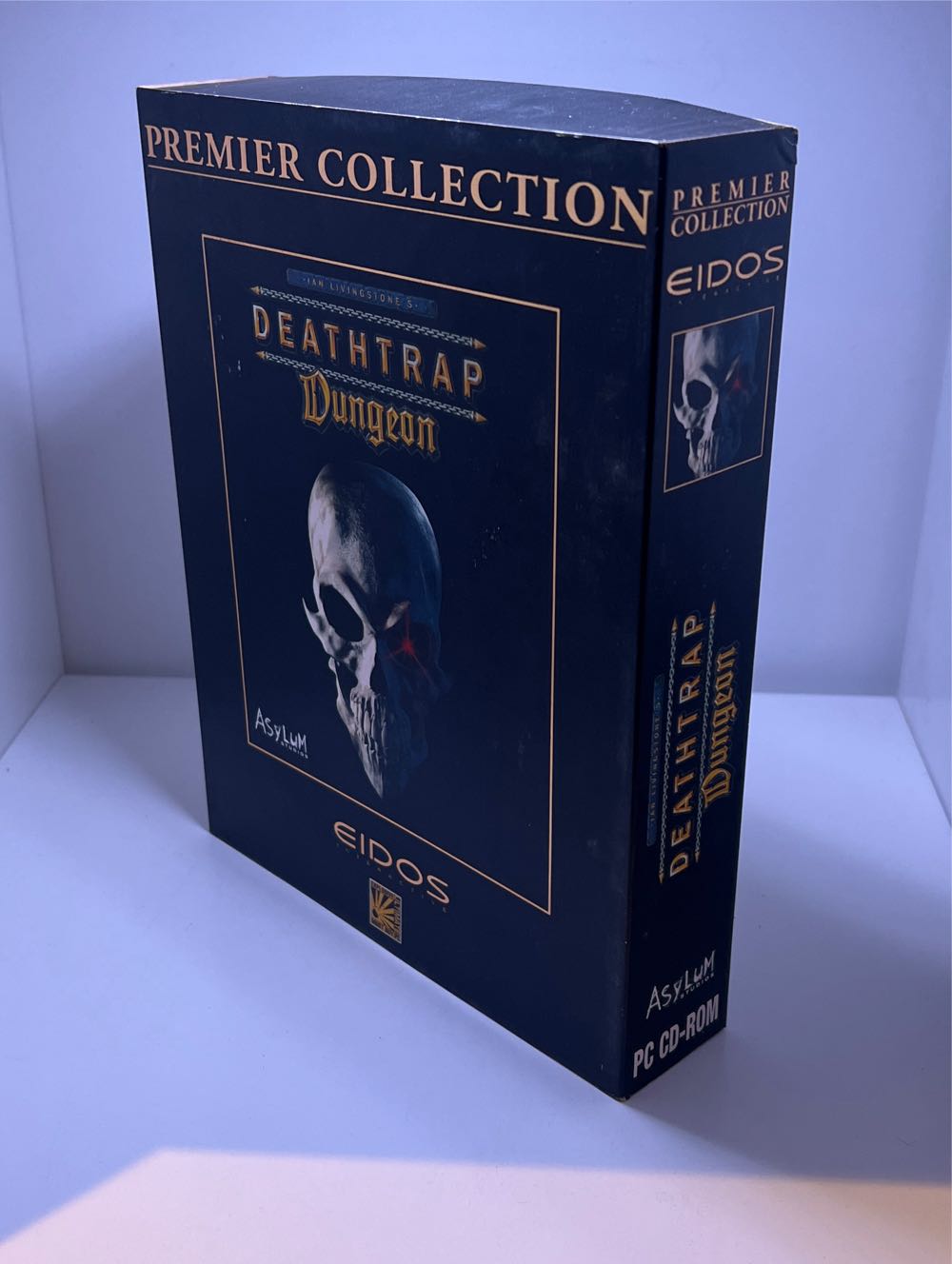 Deathtrap Dungeon - PC (Eidos - 1) video game collectible [Barcode 5032921005937] - Main Image 3
