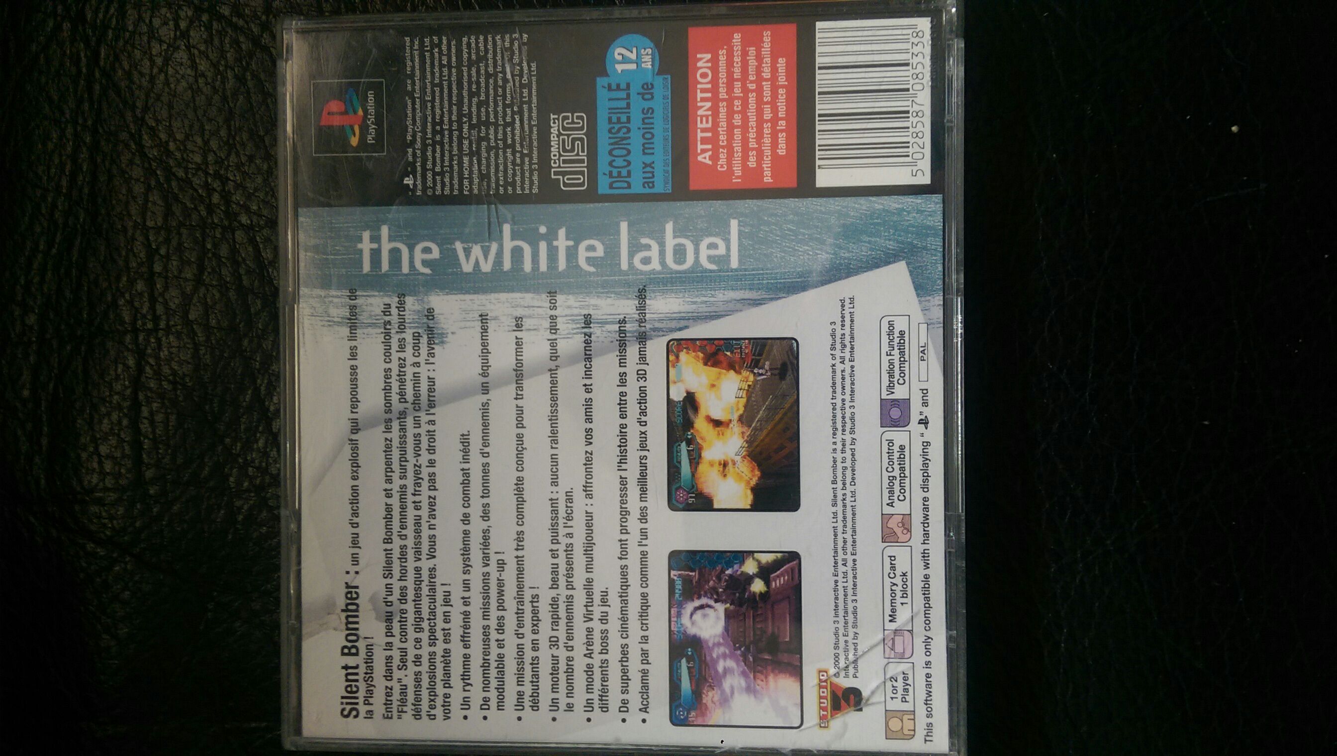 Silent Bomber - Sony PlayStation video game collectible [Barcode 5028587085338] - Main Image 2