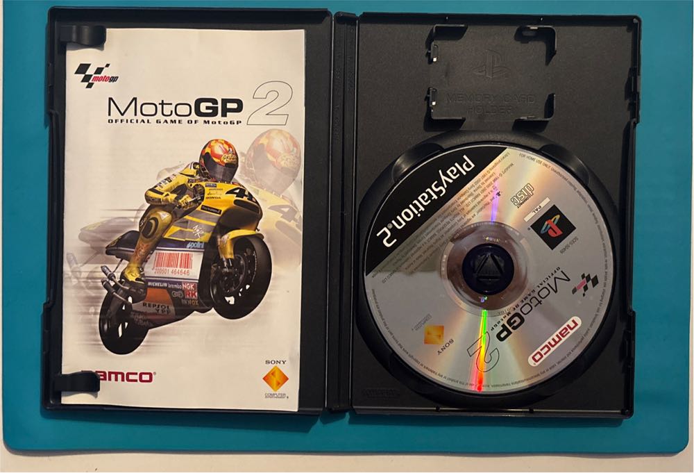 MotoGP 2 - Sony PlayStation 2 (PS2) (Namco - 1-2) video game collectible [Barcode 711719298427] - Main Image 3