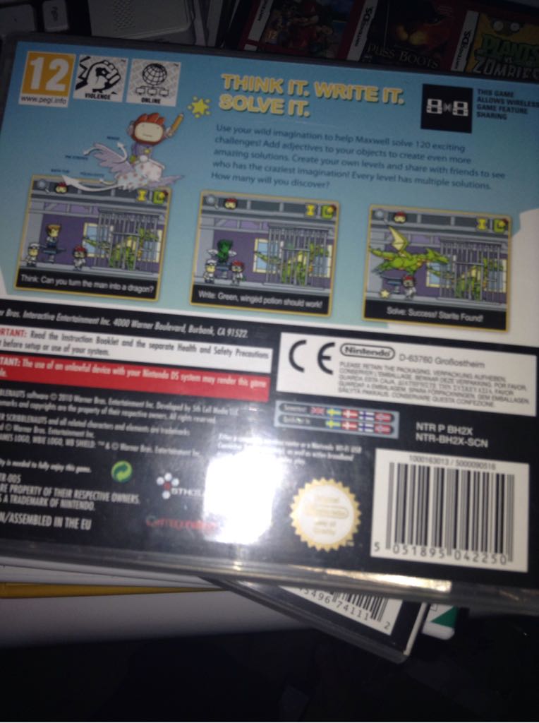 Super Scribblenauts - Nintendo DS (EA Games & Warner Bros. Interactive Entertainment) video game collectible [Barcode 5051895042250] - Main Image 2