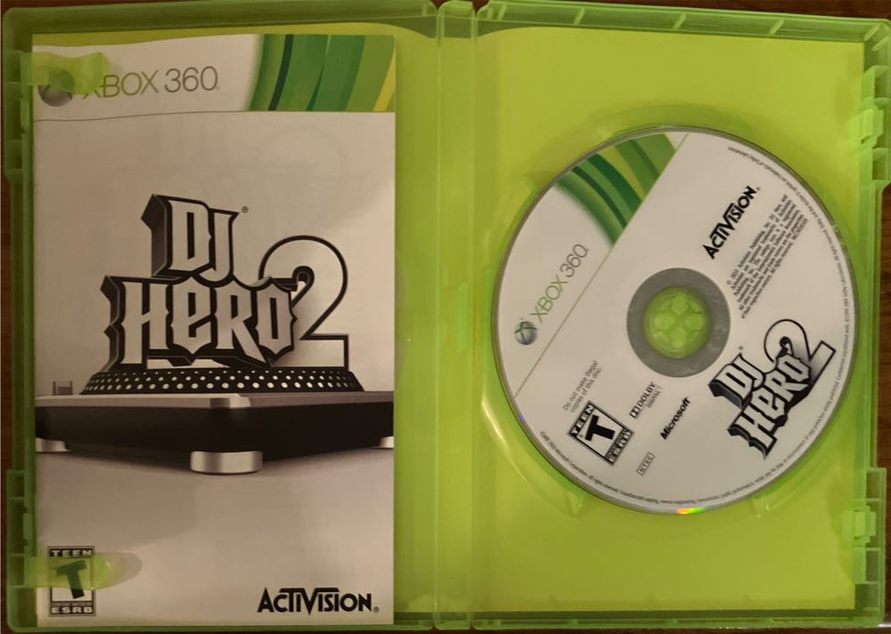 DJ Hero 2 - Microsoft Xbox 360 (Activision - 3) video game collectible [Barcode 047875961722] - Main Image 3