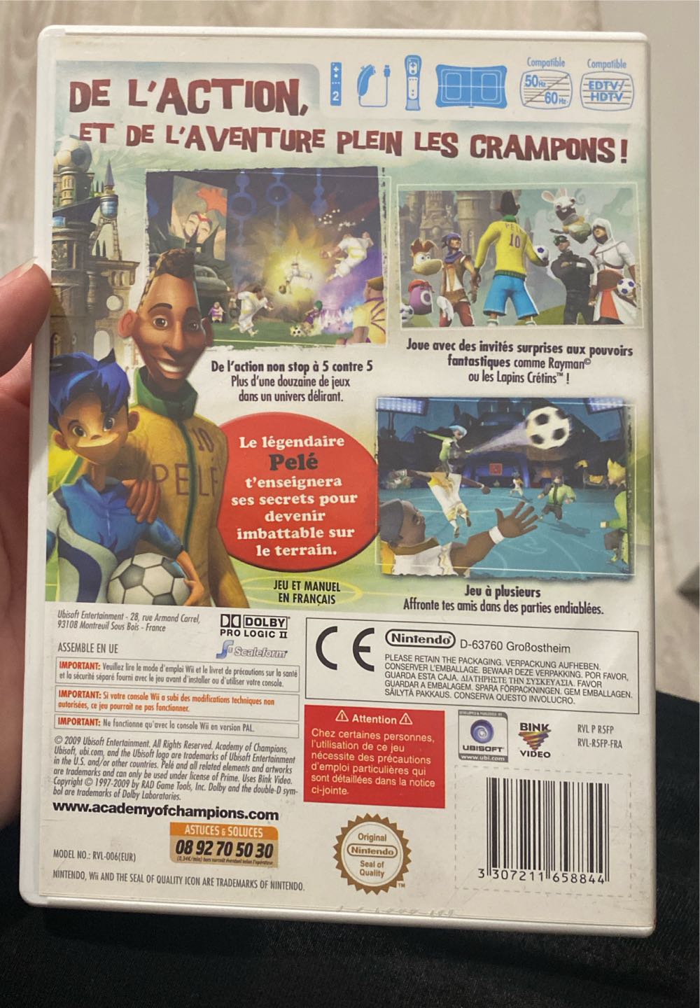 Academy Of Champions Football - Nintendo Wii video game collectible [Barcode 3307211658844] - Main Image 2