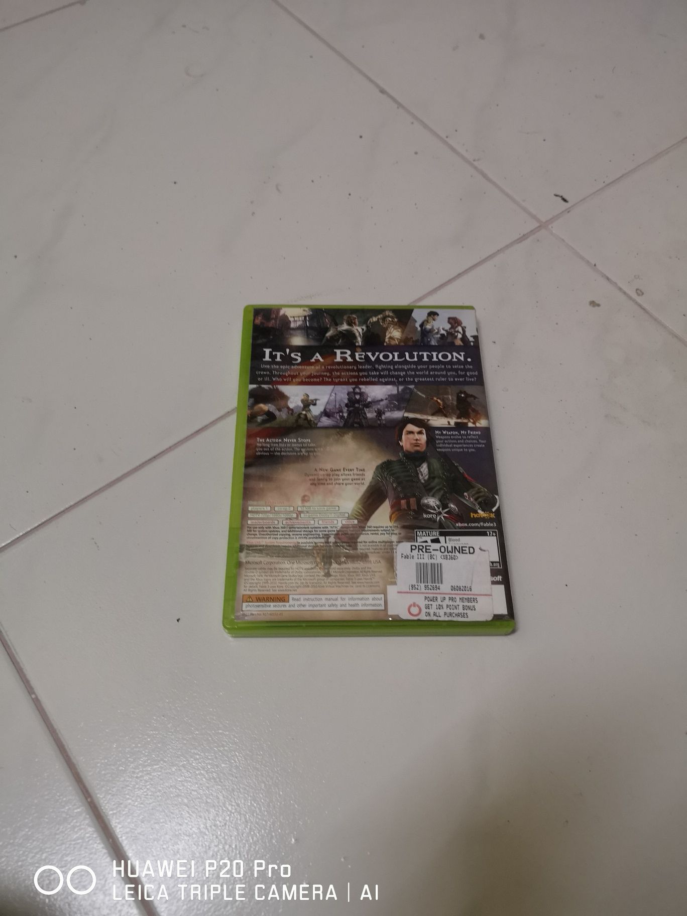 Fable 3 - Microsoft Xbox 360 video game collectible [Barcode 885370197570] - Main Image 2