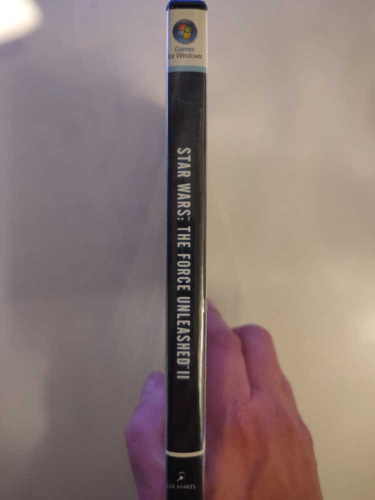 Star Wars The Force Unleashed 2 - PC (Lucas Art - 1) video game collectible [Barcode 023272010379] - Main Image 3