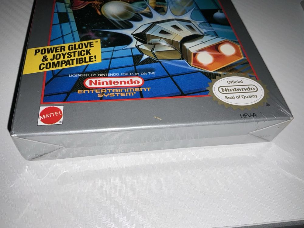 Super Glove Ball - Nintendo Entertainment System (NES) (Mattel - 1) video game collectible [Barcode 074299045226] - Main Image 4