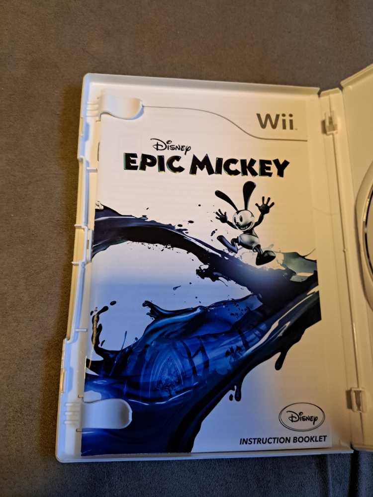 Epic Mickey - Nintendo Wii (Disney Interactive Studios - 1) video game collectible [Barcode 712725018573] - Main Image 3
