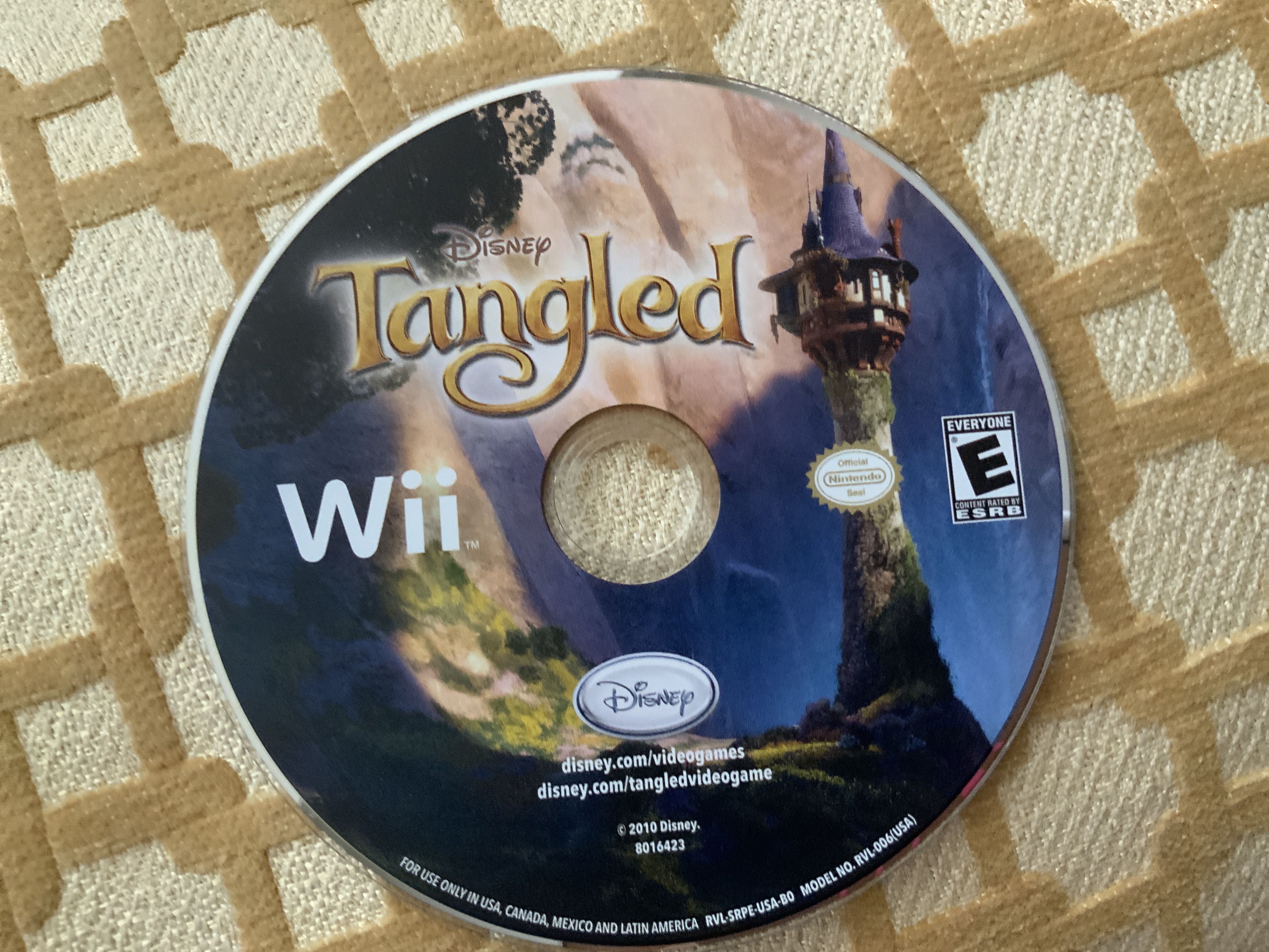Tangled - Nintendo Wii (Disney Interactive - 1 Players) video game collectible [Barcode 712725018603] - Main Image 2