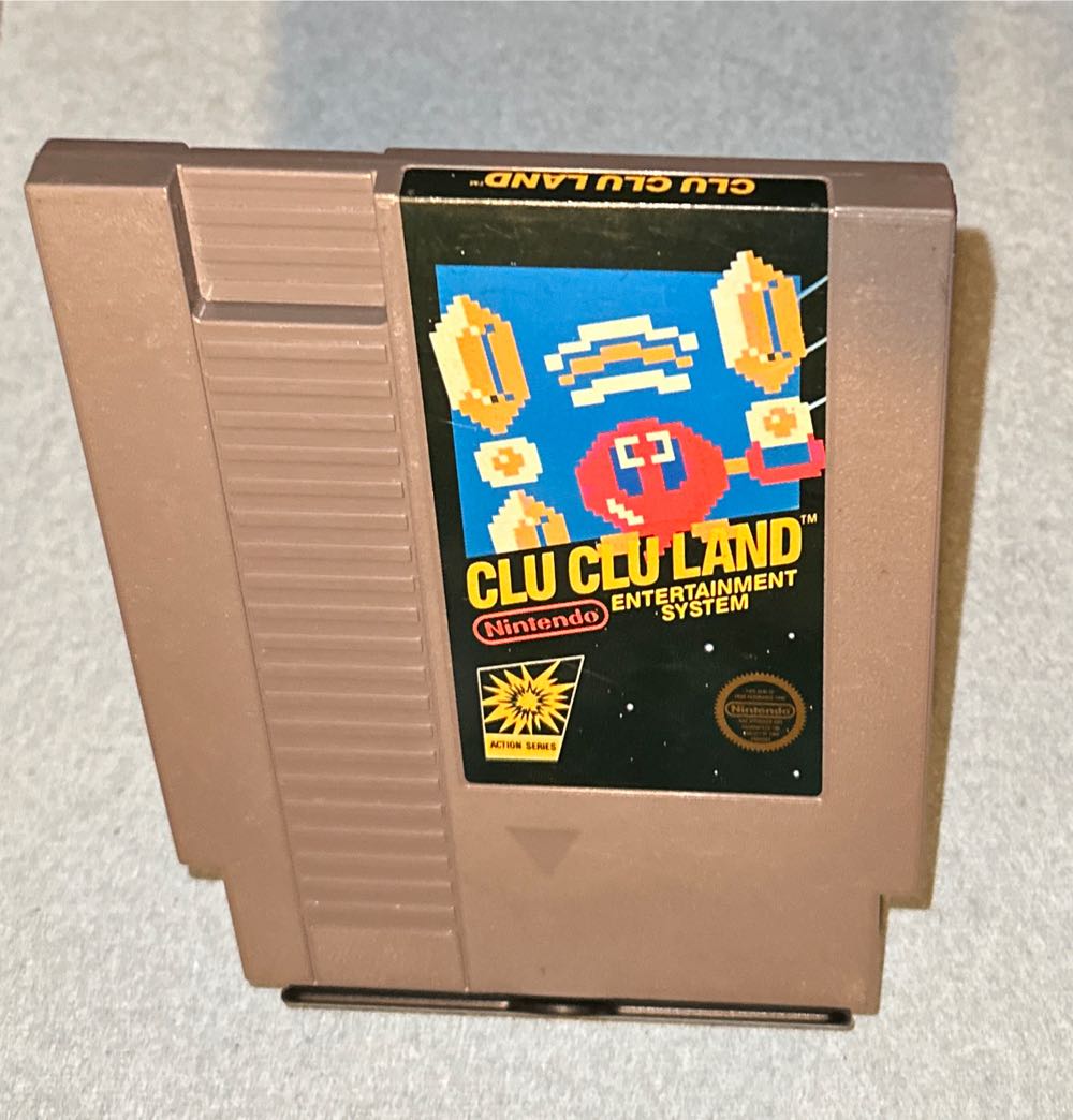 _Clu Clu Land - Nintendo Entertainment System (NES) video game collectible - Main Image 3