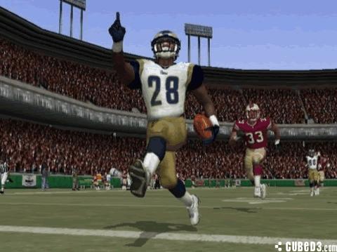 Madden NFL 2003 - Nintendo GameCube (EA - 4) video game collectible [Barcode 014633145175] - Main Image 4