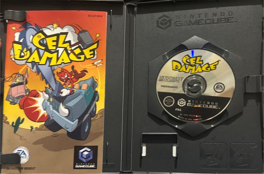 Cel Damage - Nintendo GameCube (Electronic Arts/EA Games - 4) video game collectible [Barcode 014633144703] - Main Image 3