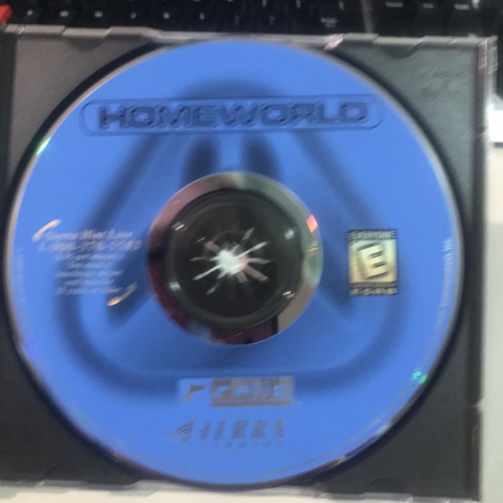 Homeworld - PC (Sierra Entertainment - 1) video game collectible [Barcode 3348542044609] - Main Image 3