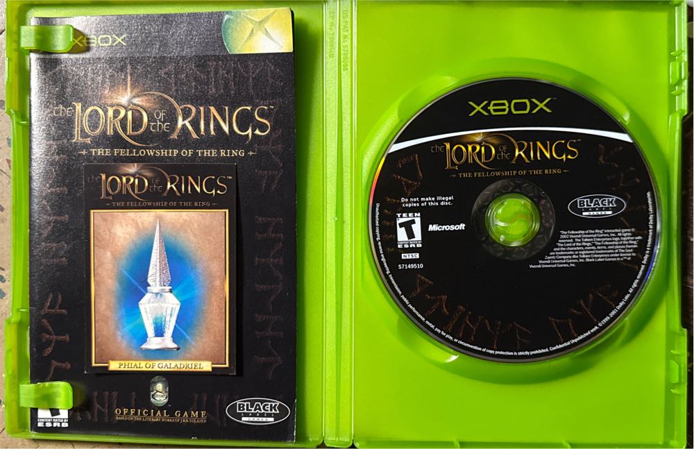 The Lord of the Rings: The Fellowship of the Ring - Microsoft Xbox (Vivendi Games - 1) video game collectible - Main Image 3