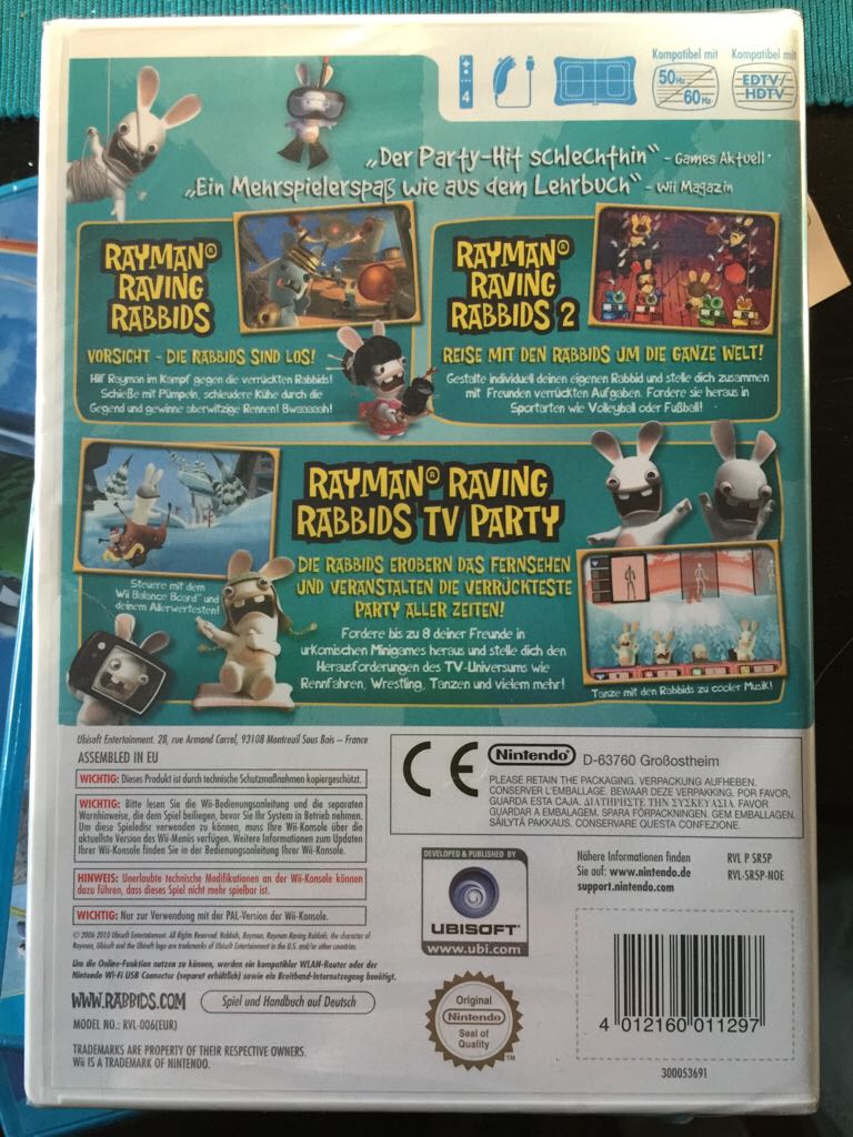 Raving Rabbids Party Collection - Nintendo Wii (1-4) video game collectible [Barcode 4012160011297] - Main Image 2