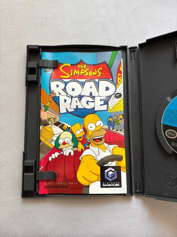 Simpsons: Road Rage, The - Nintendo GameCube (Electronic Arts - 1-2) video game collectible [Barcode 5030930030759] - Main Image 3