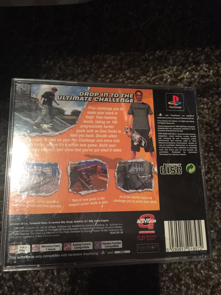 Tony Hawk’s Pro Skater 4 - Sony PlayStation (Activision - 1-2) video game collectible [Barcode 5030917018572] - Main Image 2