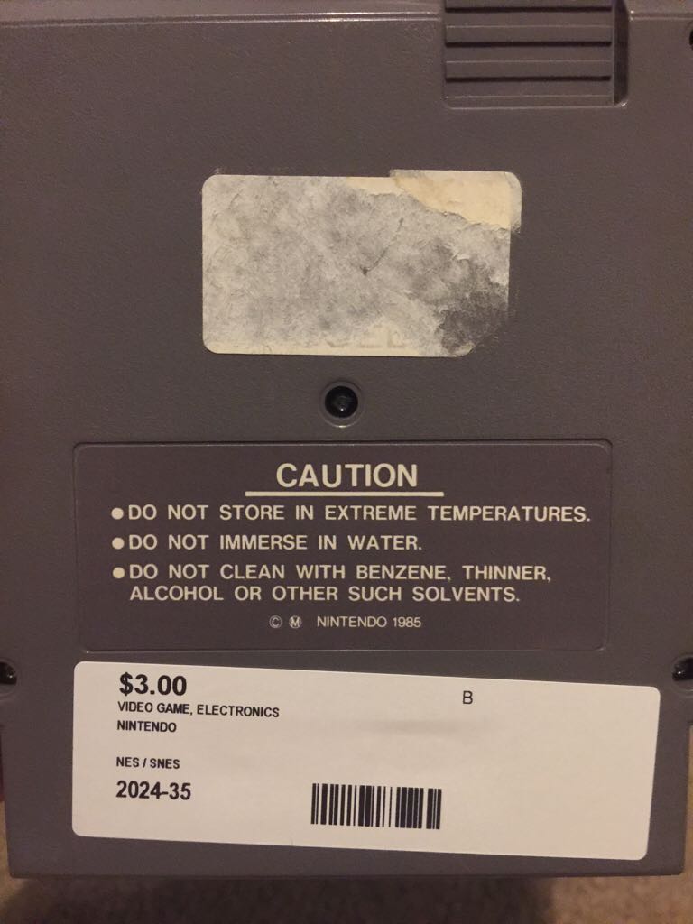 Track & Field - Nintendo Entertainment System (NES) (Komami) video game collectible - Main Image 2