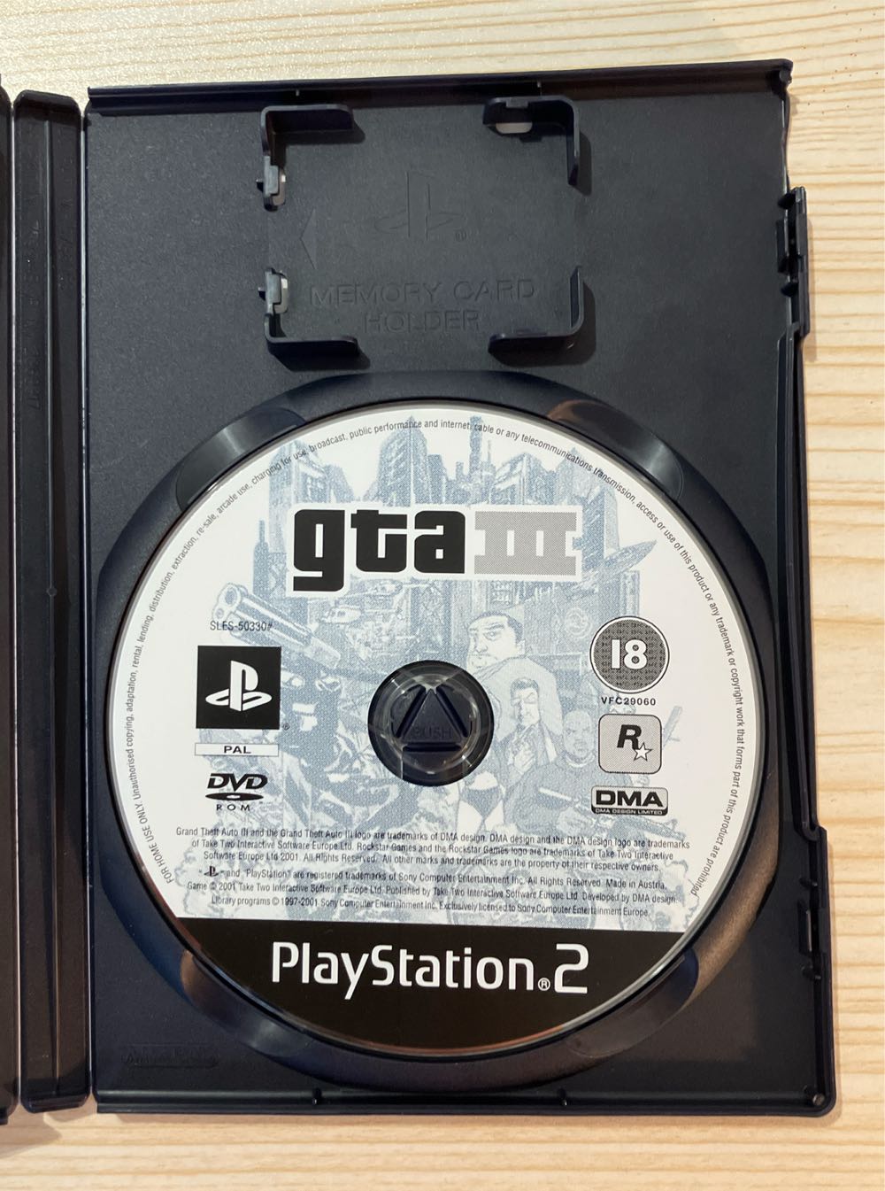Grand Theft Auto III - Sony PlayStation 2 (PS2) (Rockstar Games - 1) video game collectible [Barcode 5026555300490] - Main Image 4