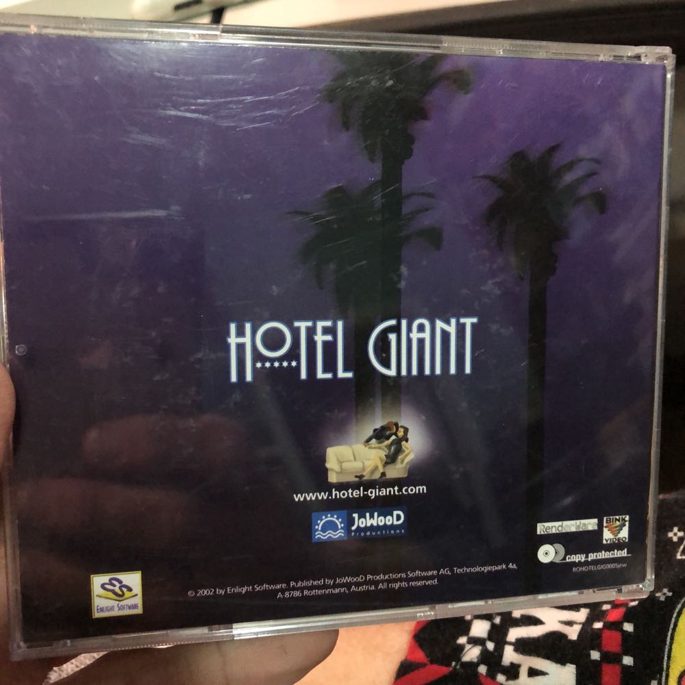 Hotel Giant - PC video game collectible [Barcode 3499550236200] - Main Image 2