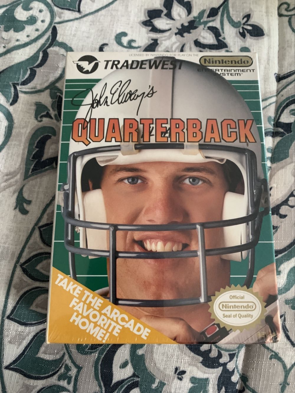 John Elway’s Quarterback - Nintendo Entertainment System (NES) (Tradewest - 2) video game collectible [Barcode 031719198849] - Main Image 3