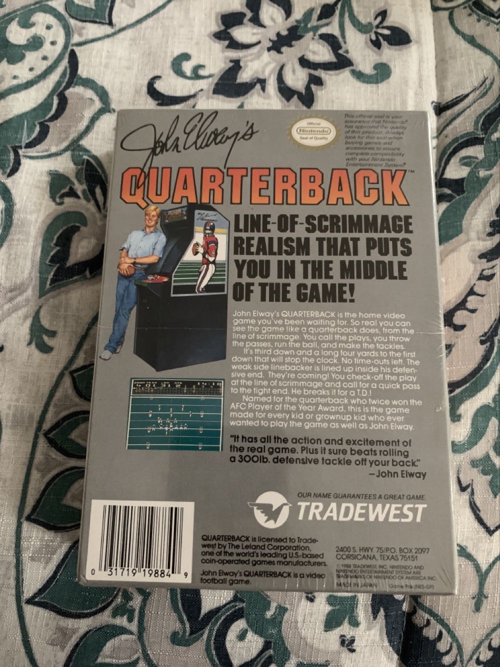 John Elway’s Quarterback - Nintendo Entertainment System (NES) (Tradewest - 2) video game collectible [Barcode 031719198849] - Main Image 4