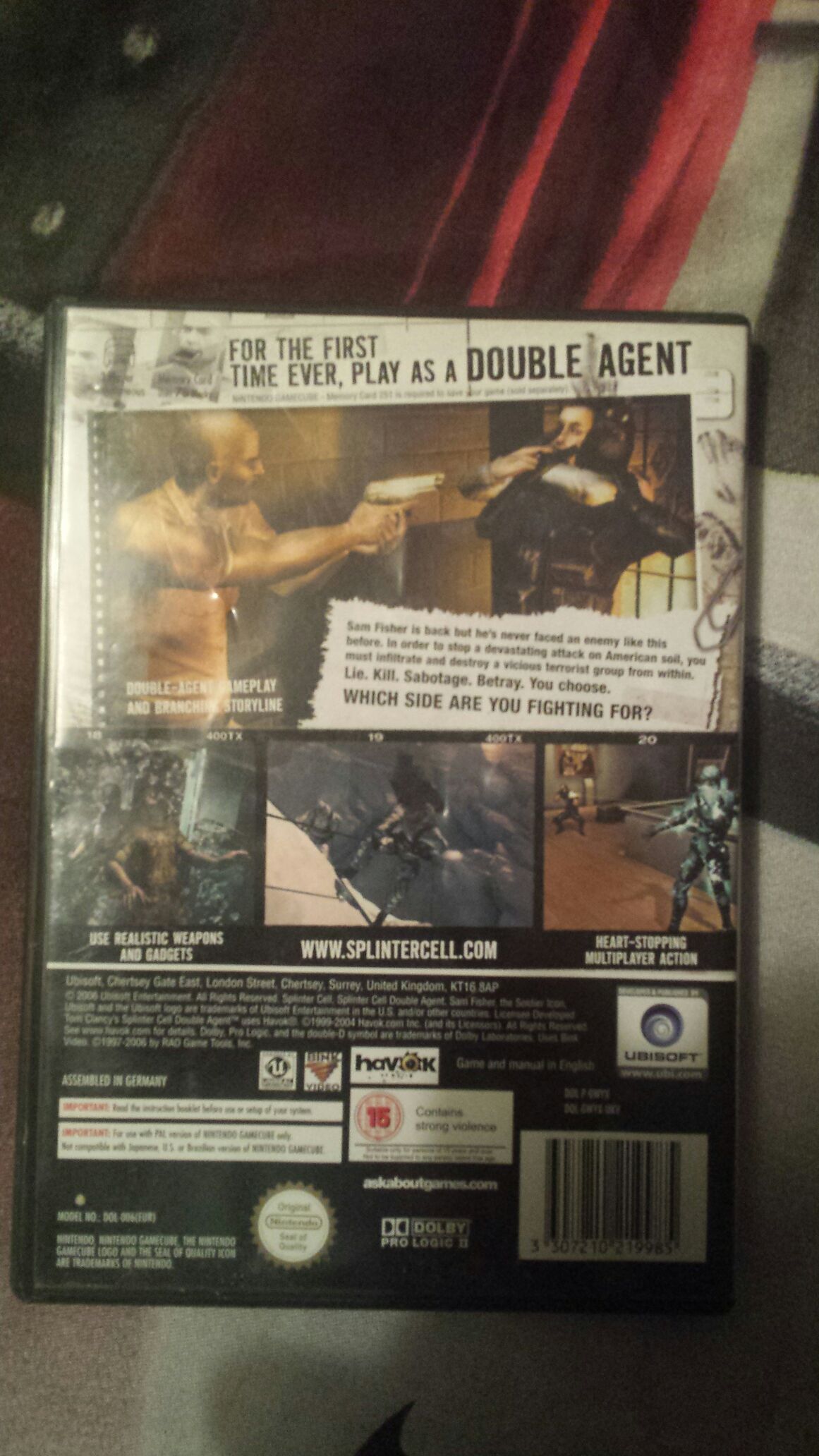 Tom Clancy’s Splinter Cell: Double Agent - Nintendo GameCube (Ubi Soft) video game collectible [Barcode 3307210219985] - Main Image 2