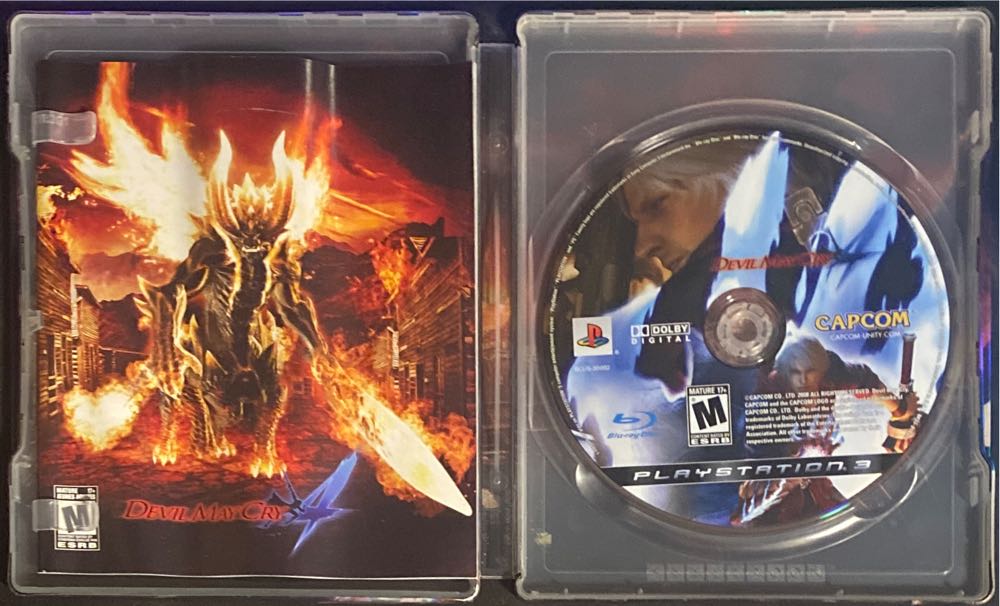 Devil May Cry 4: Collector’s Edition - Sony PlayStation 3 (PS3) (Capcom - 1) video game collectible [Barcode 013388340064] - Main Image 3