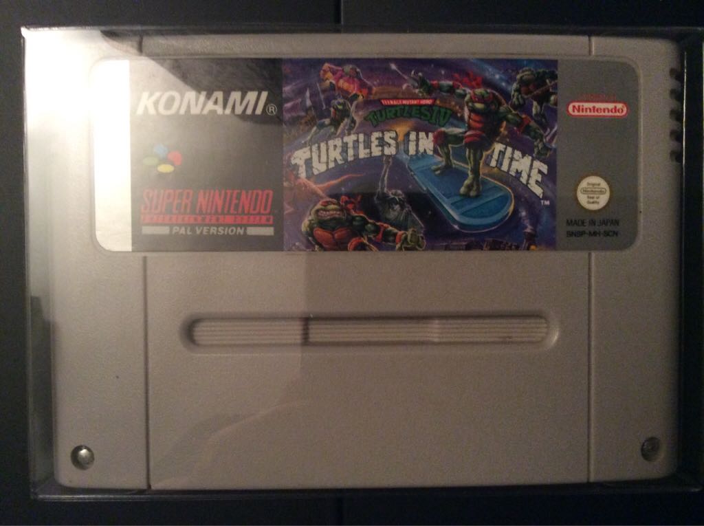 Teenage Mutant Ninja Turtles 4: Turtles in Time - Nintendo Super Nintendo Entertainment System (SNES) video game collectible - Main Image 1