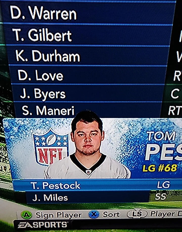 Madden 12 - Sony PlayStation 3 (PS3) video game collectible - Main Image 2