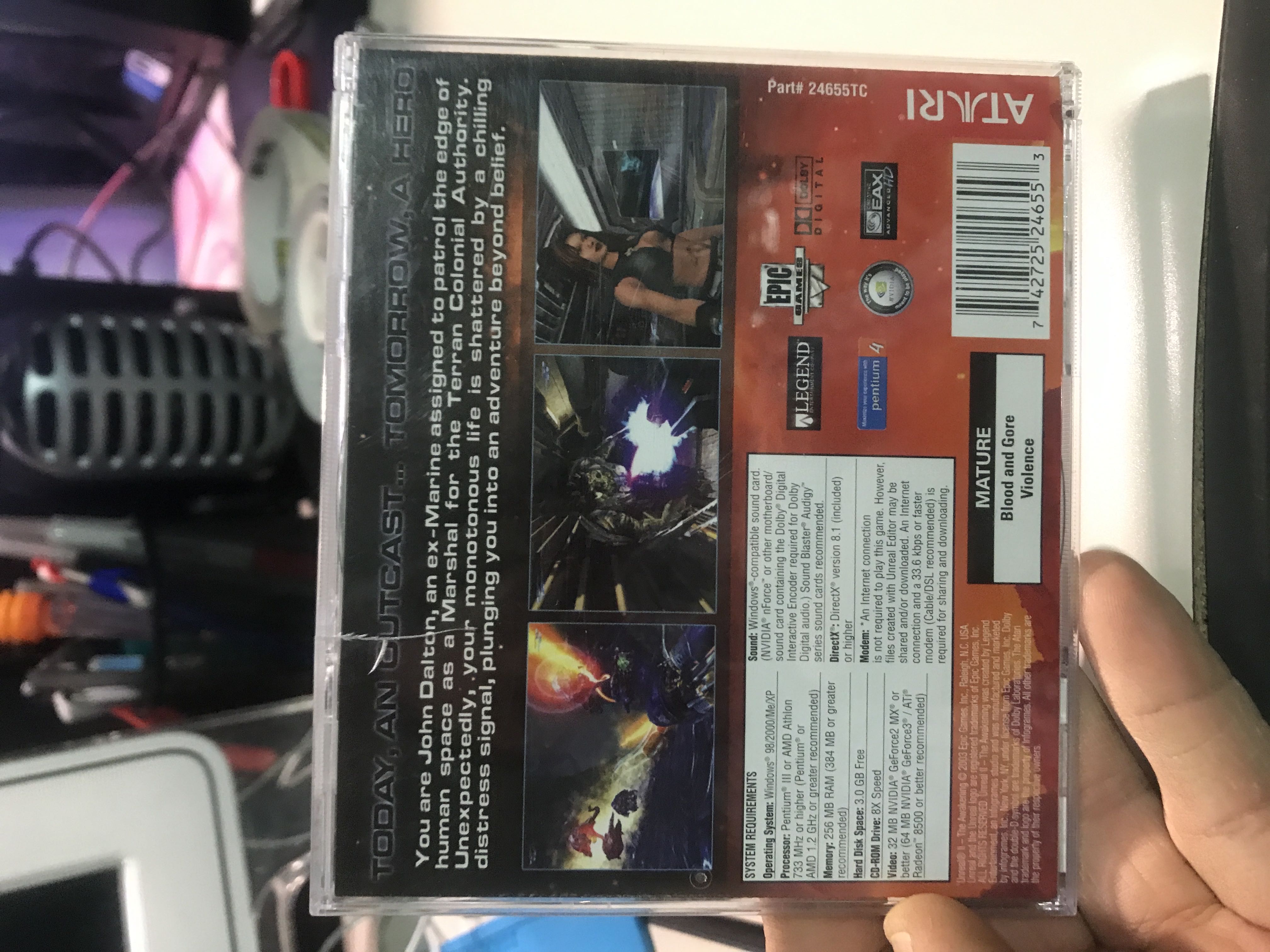 Unreal 2: The Awakening - PC (Atari - Unlimited) video game collectible [Barcode 742725246553] - Main Image 2