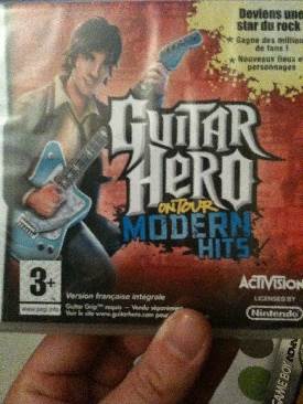 Guitar Hero On Tour Modern Hits - Nintendo DS video game collectible [Barcode 5030917064678] - Main Image 1