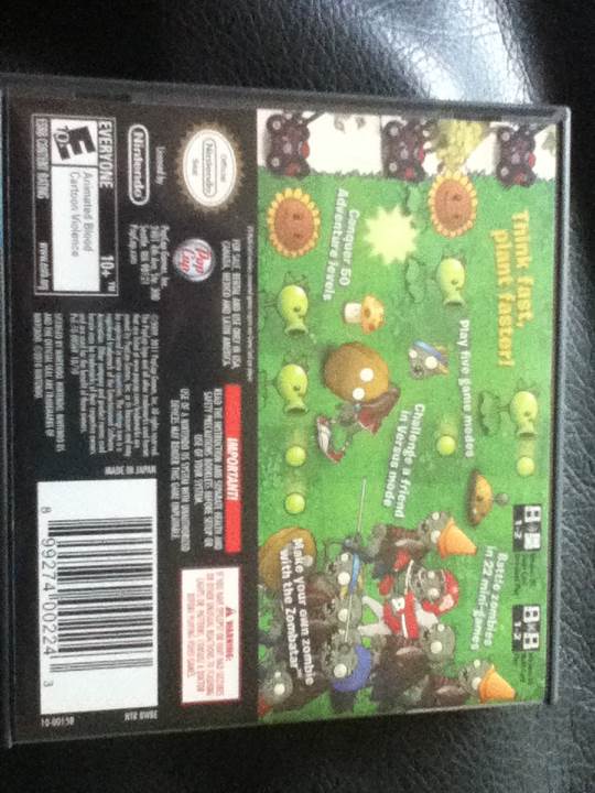 Plants Vs Zombies - Nintendo DS video game collectible - Main Image 2