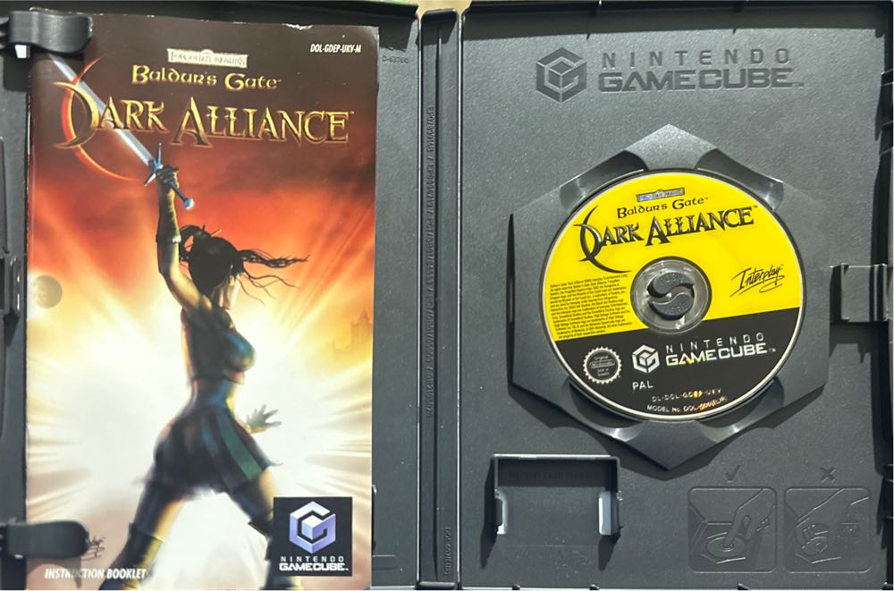 Baldur’s Gate: Dark Alliance - Nintendo GameCube (Interplay Entertainment - 1-2) video game collectible [Barcode 3348542174726] - Main Image 3