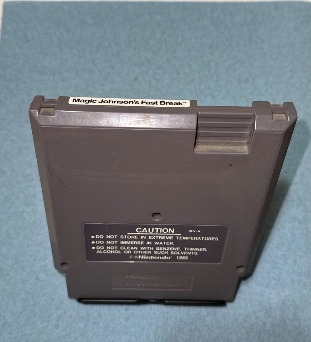 Magic Johnson’s Fast Break - Nintendo Entertainment System (NES) video game collectible - Main Image 4