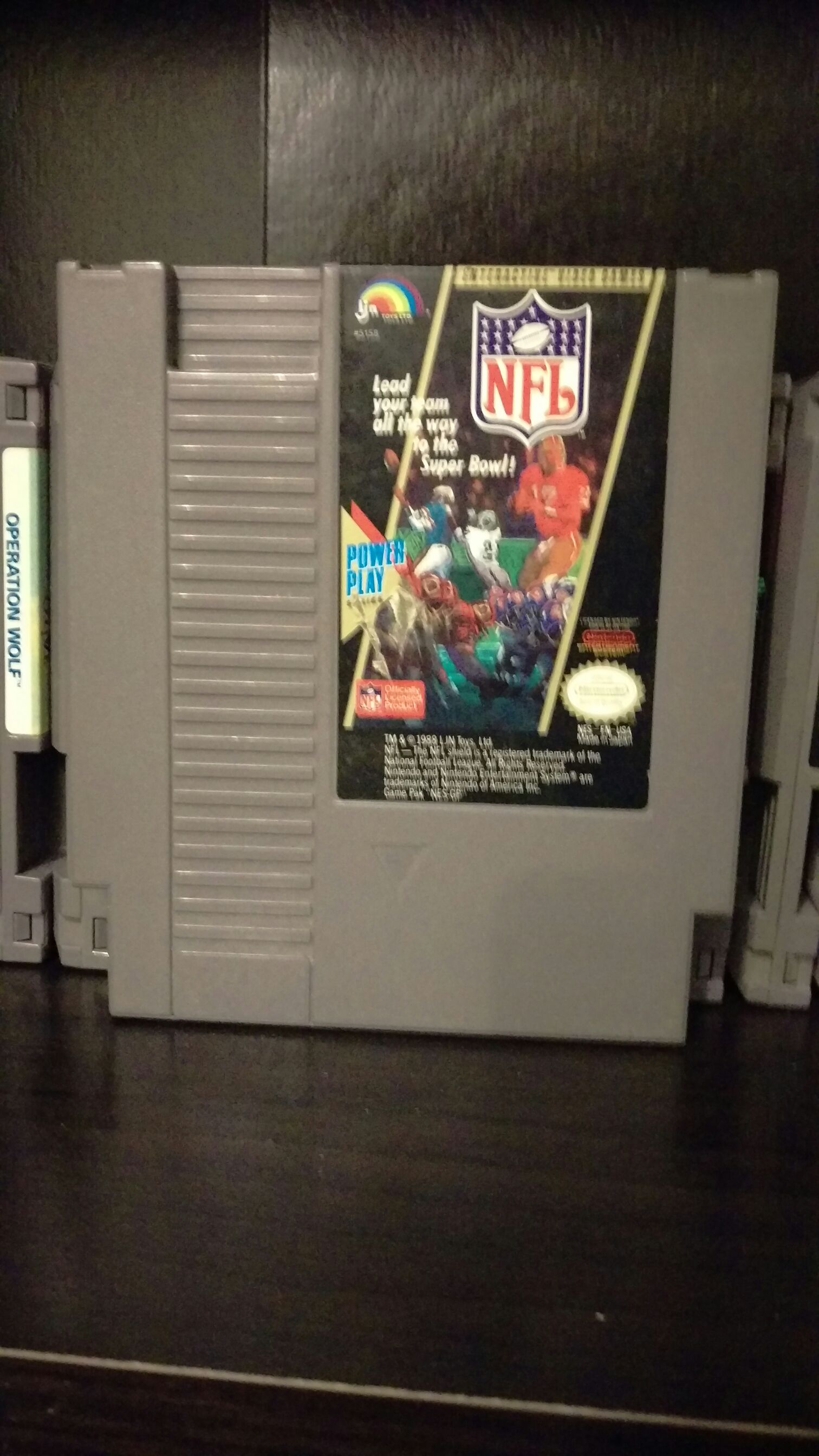 NFL - Nintendo Entertainment System (NES) (Ljn Toys Ltd.) video game collectible - Main Image 1