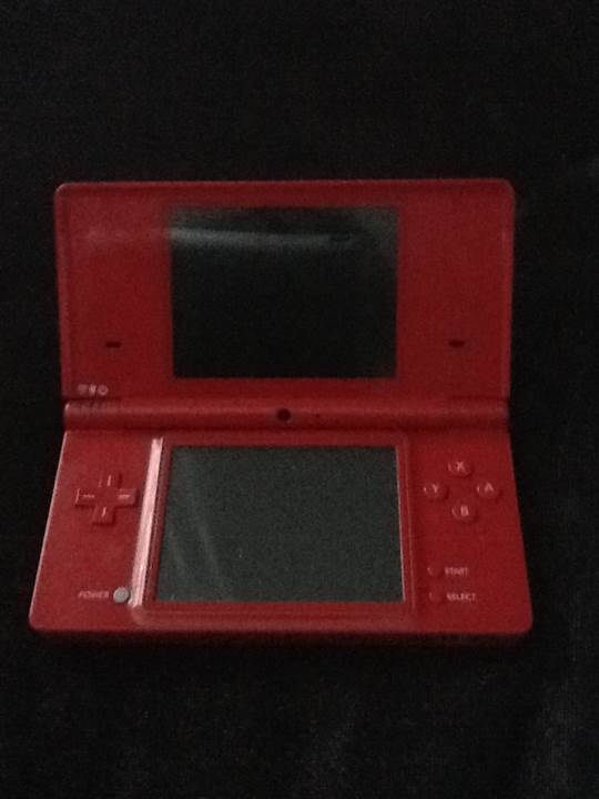 Nintendo DSI - Nintendo DSi video game collectible - Main Image 2
