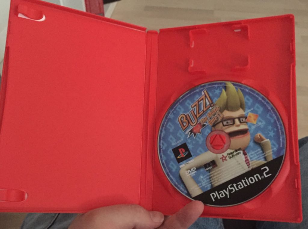 Buzz! The Music Quiz - Sony PlayStation 2 (PS2) (Sony Computer Enteraiment - 4) video game collectible [Barcode 711719685869] - Main Image 2